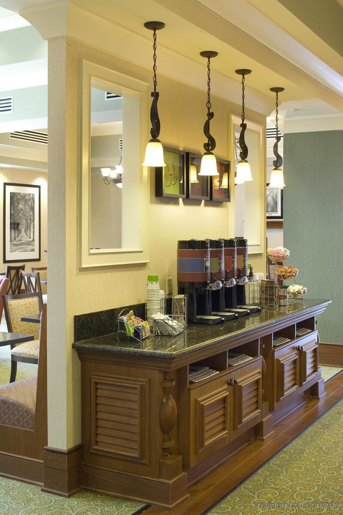 Hampton Inn & Suites Savannah/Midtown Dalaman gambar