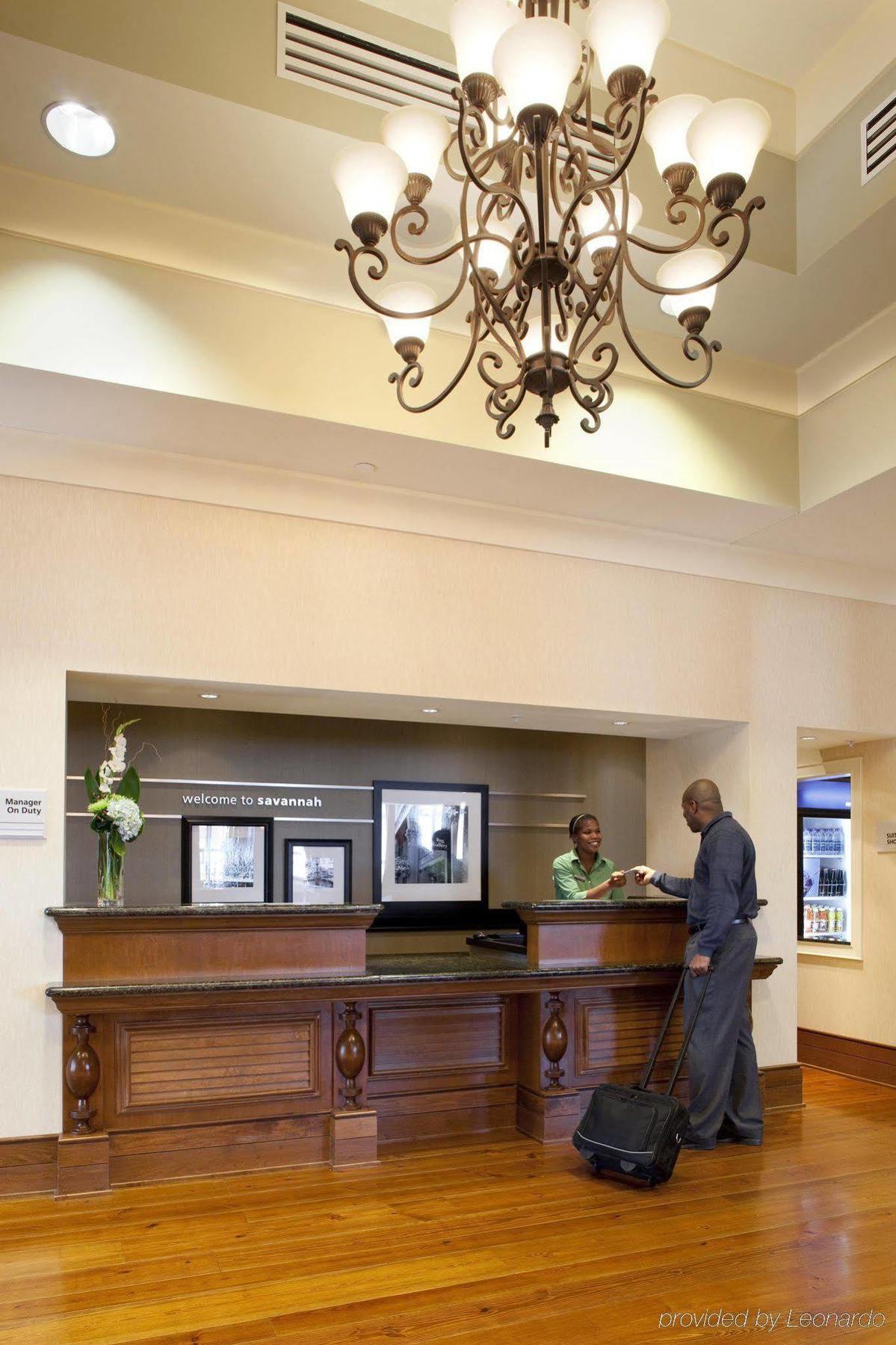 Hampton Inn & Suites Savannah/Midtown Dalaman gambar